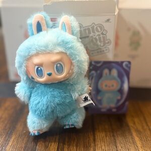 Popmart Labubu Big Into Energy V3